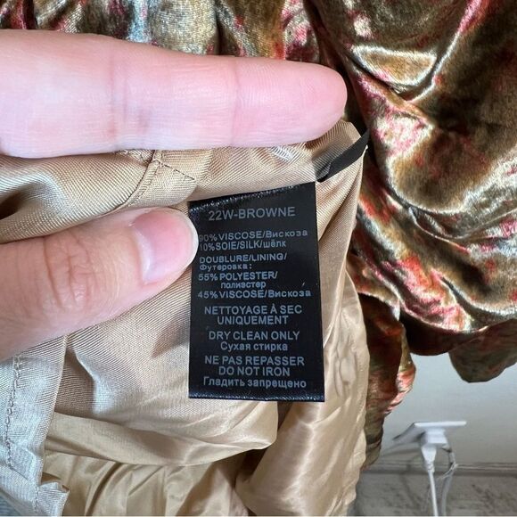 Anthropologie Mes Demoiselles V-Neck Velvet Batwing Dress Medium NWT - Picture 15 of 16